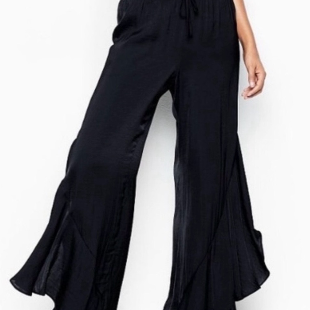 Victoria’s Secret Black Satin Wide Leg Ruffled Pant Whimsygoth Size M
